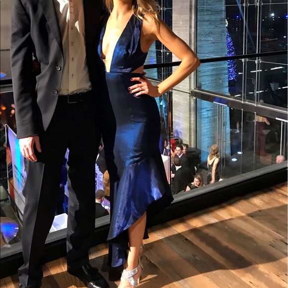 Lovers & Friends Dress - Picture 3 of 3